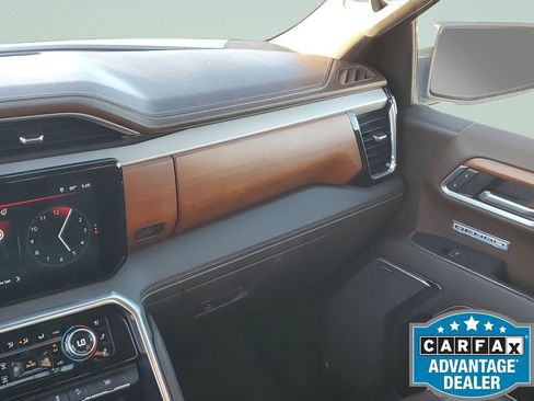 Used 2022 GMC Sierra 1500 Denali w/ Denali Reserve Package image 28