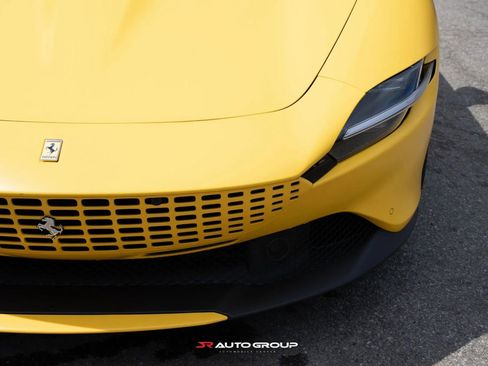 Used 2022 Ferrari Roma image 10