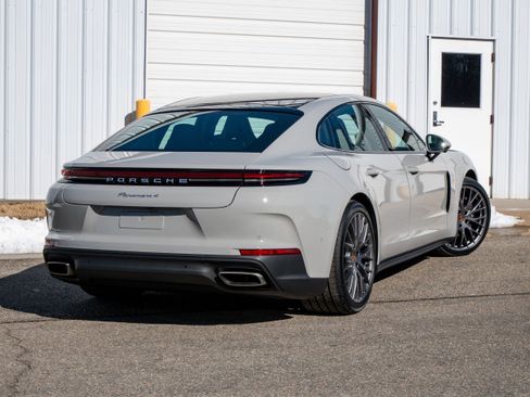 New 2026 Porsche Panamera 4 image 7