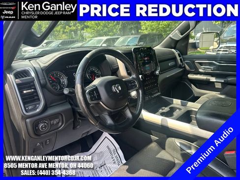 Used 2019 RAM 1500 Laramie AWD/4WD image 18