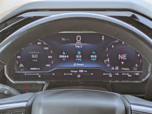 Used 2025 Chevrolet Silverado 2500 LT w/ Convenience Package image 17