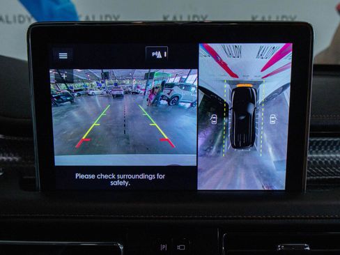 Used 2021 Lincoln Aviator Black Label AWD/4WD image 7