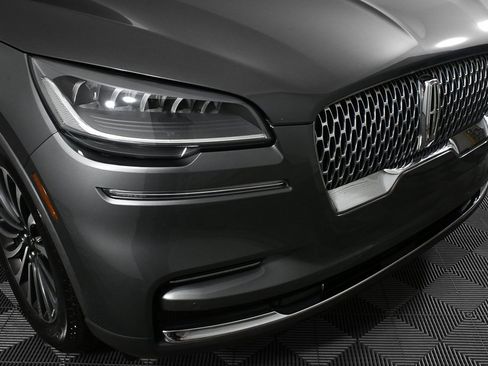 Used 2023 Lincoln Aviator Reserve w/ Elements Package Plus image 36