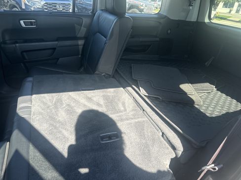 Used 2012 Honda Pilot Touring image 17