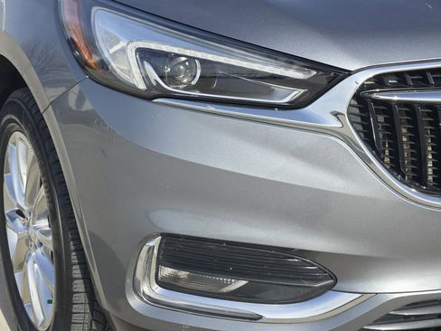 Used 2021 Buick Enclave Essence w/ Sound and Sites Package image 9