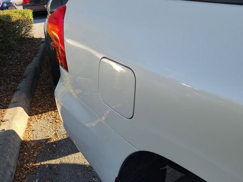 Used 2013 Toyota Land Cruiser image 15