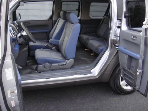 Used 2003 Honda Element EX image 9