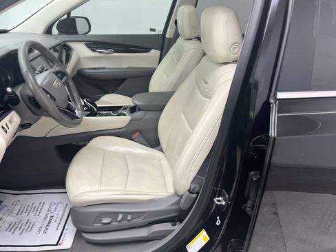 Used 2020 Cadillac XT6 Premium Luxury FWD image 15