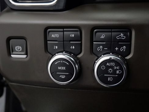Used 2024 GMC Sierra 2500 Denali w/ Denali Reserve Package AWD/4WD image 26