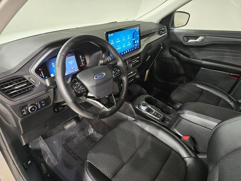 New 2026 Ford Escape SE image 15