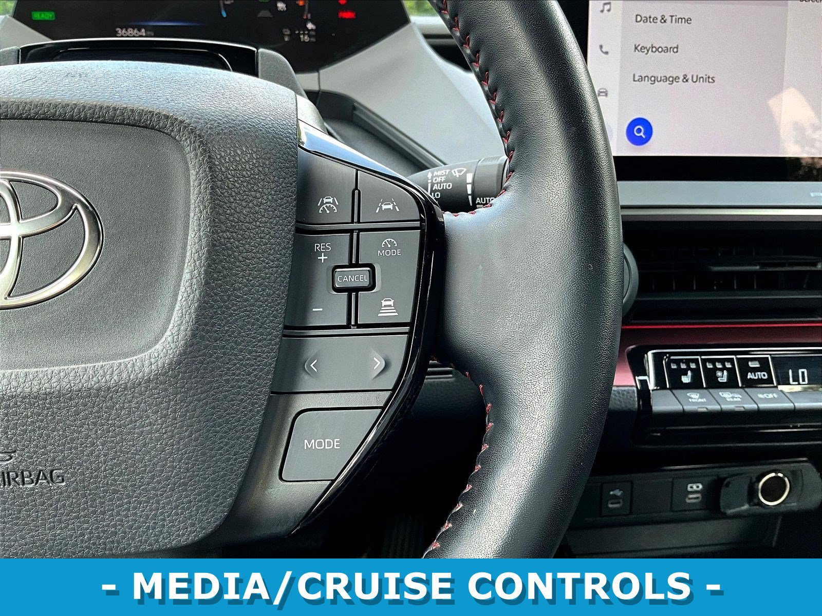Used 2024 Toyota Prius Prime Premium w/ Advanced Technology Package FWD image 12