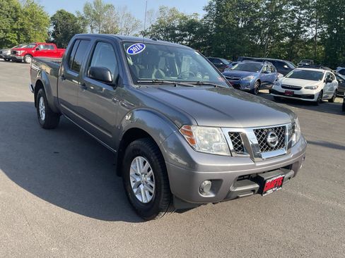 Used 2018 Nissan Frontier SV AWD/4WD image 7