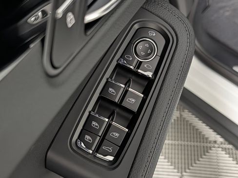 New 2026 Porsche Macan S AWD/4WD image 27