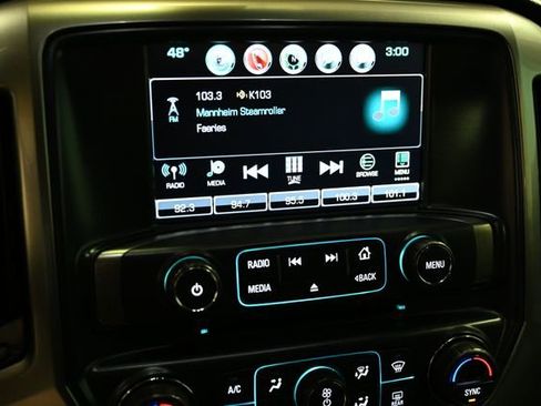 Used 2018 Chevrolet Silverado 1500 LT w/ LT Eassist Package image 32