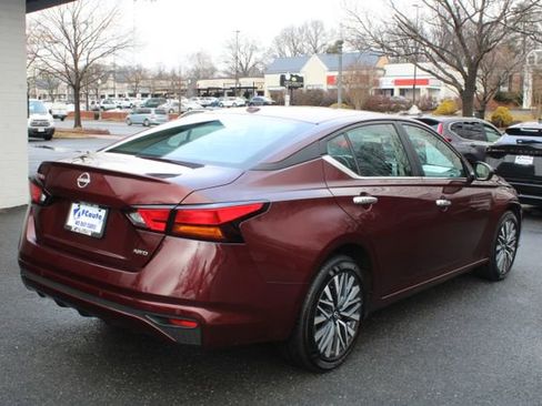 Used 2025 Nissan Altima 2.5 SV image 12