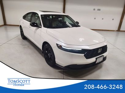 New 2025 Honda Accord SE