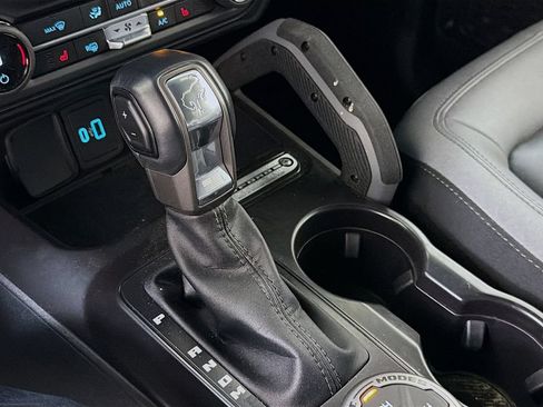 Used 2024 Ford Bronco Big Bend w/ Sasquatch Package AWD/4WD image 18