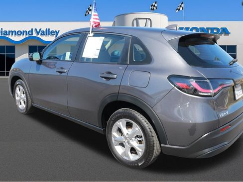 Used 2023 Honda HR-V LX image 4