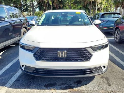 Used 2023 Honda Accord EX image 2