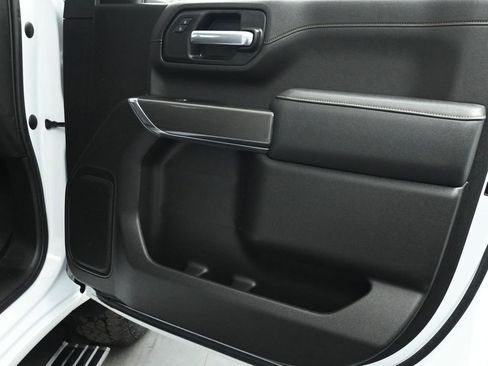 Used 2023 GMC Sierra 3500 AT4 image 19