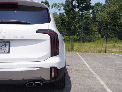 Used 2024 Kia Telluride EX AWD/4WD image 18
