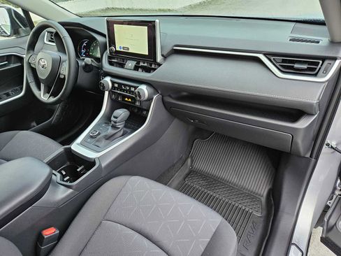 Certified 2025 Toyota RAV4 XLE image 12