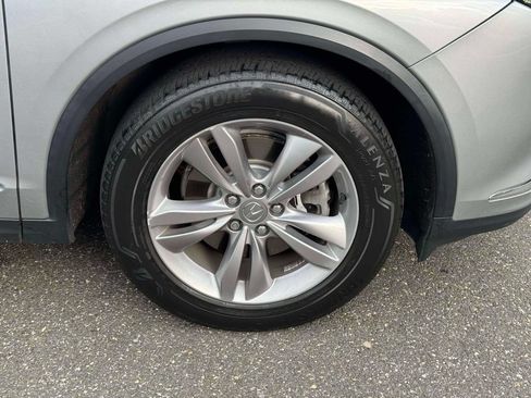 Used 2022 Acura MDX SH-AWD image 9