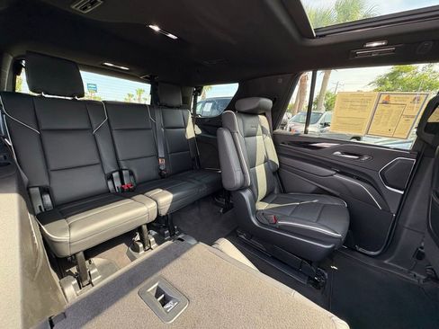 Used 2023 Cadillac Escalade Sport AWD/4WD image 24