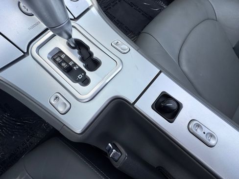 Used 2005 Chrysler Crossfire Limited RWD image 15