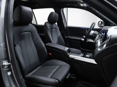 New 2026 Mercedes-Benz GLB 250 4MATIC image 10