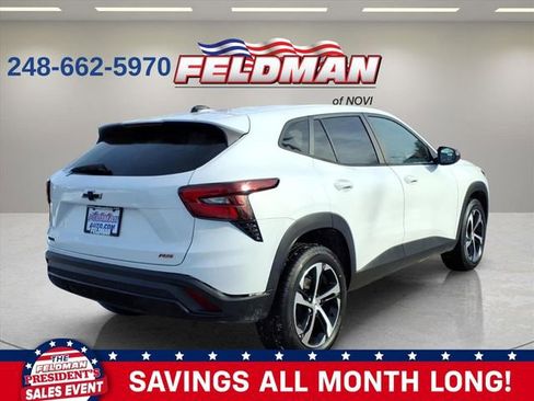 Used 2024 Chevrolet Trax RS w/ Driver Confidence Package image 4