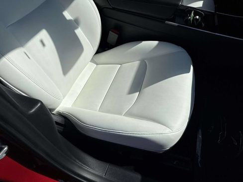 Used 2018 Tesla Model 3 Mid Range RWD image 28