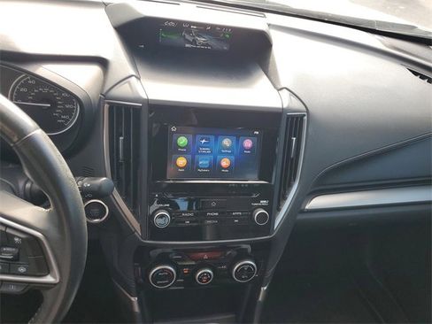 Used 2022 Subaru Forester Premium image 17