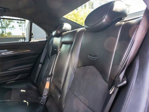 Used 2019 Cadillac CTS V w/ Luxury Package RWD image 21