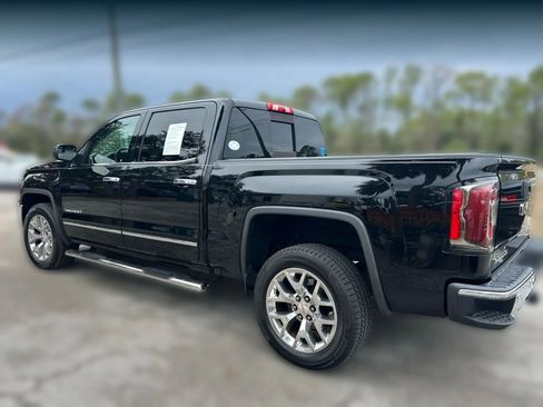 Used 2017 GMC Sierra 1500 SLT w/ SLT Preferred Package image 9