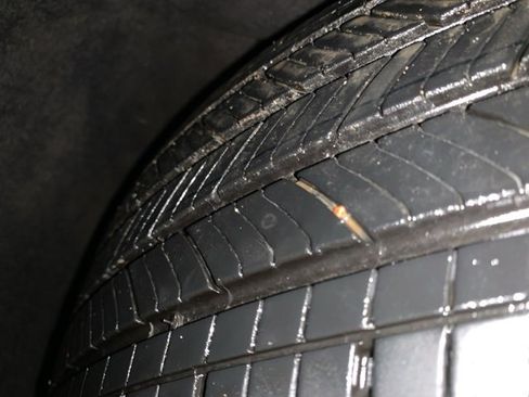 Used 2023 Ford Explorer Limited w/ Equipment Group 301A image 29