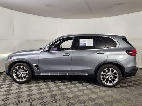 Used 2025 BMW X5 xDrive40i image 4