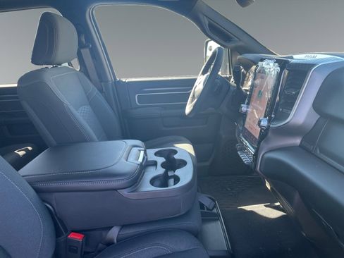 New 2026 RAM 2500 Big Horn AWD/4WD image 15