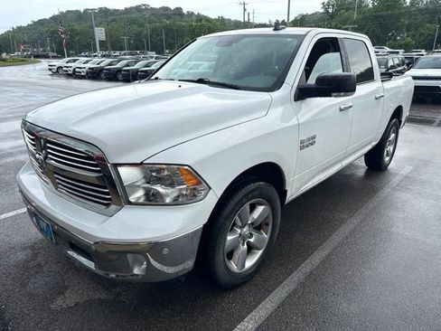 Used 2018 RAM 1500 Big Horn AWD/4WD image 3