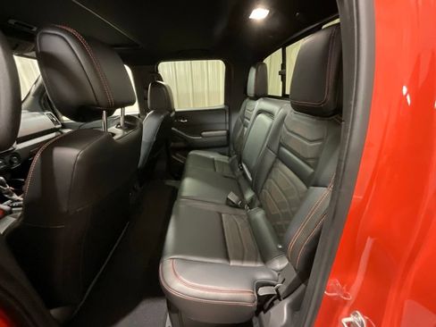 Used 2025 Nissan Frontier Pro-X w/ Pro Premium Package RWD image 10