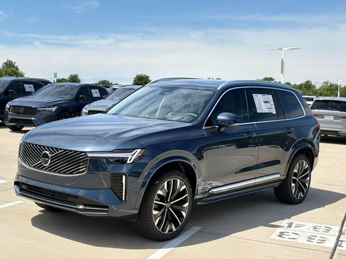 New 2026 Volvo XC90 T8 Ultra w/ Protection Package Premier AWD/4WD image 2