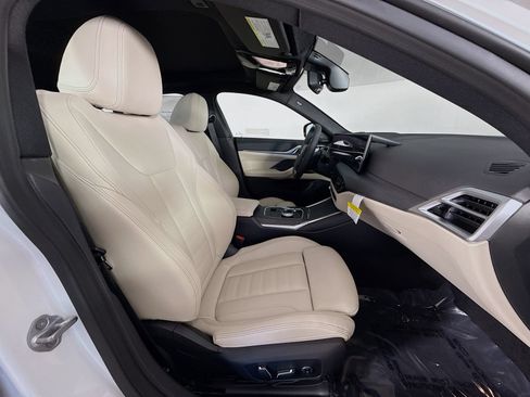 New 2026 BMW i4 eDrive40 w/ Premium Package RWD image 30