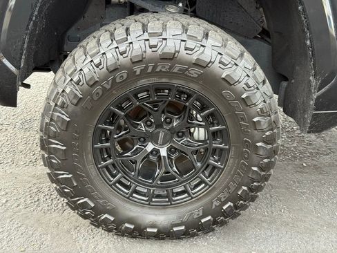 Used 2024 Toyota Tundra Platinum image 10