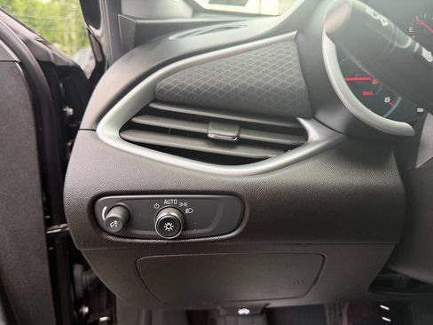 Used 2024 Chevrolet Malibu LT w/ LPO, Floor Liner Package FWD image 14