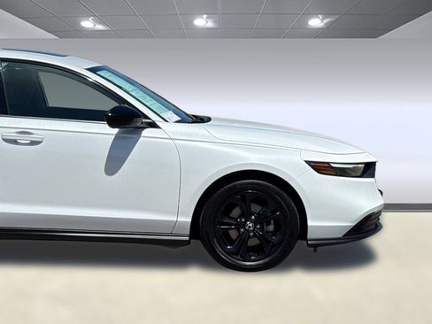 Certified 2025 Honda Accord SE image 31