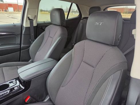 Used 2023 Buick Envision Preferred w/ Sport Touring Package image 12