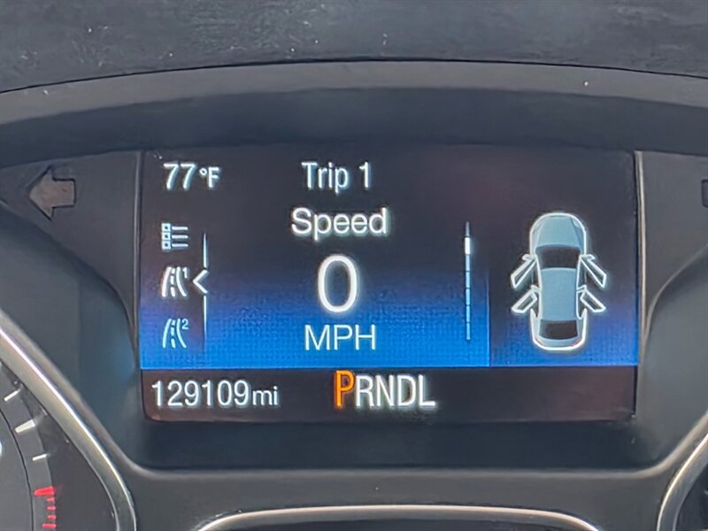 Used 2018 Ford Focus SE w/ Cold Weather Package FWD image 44