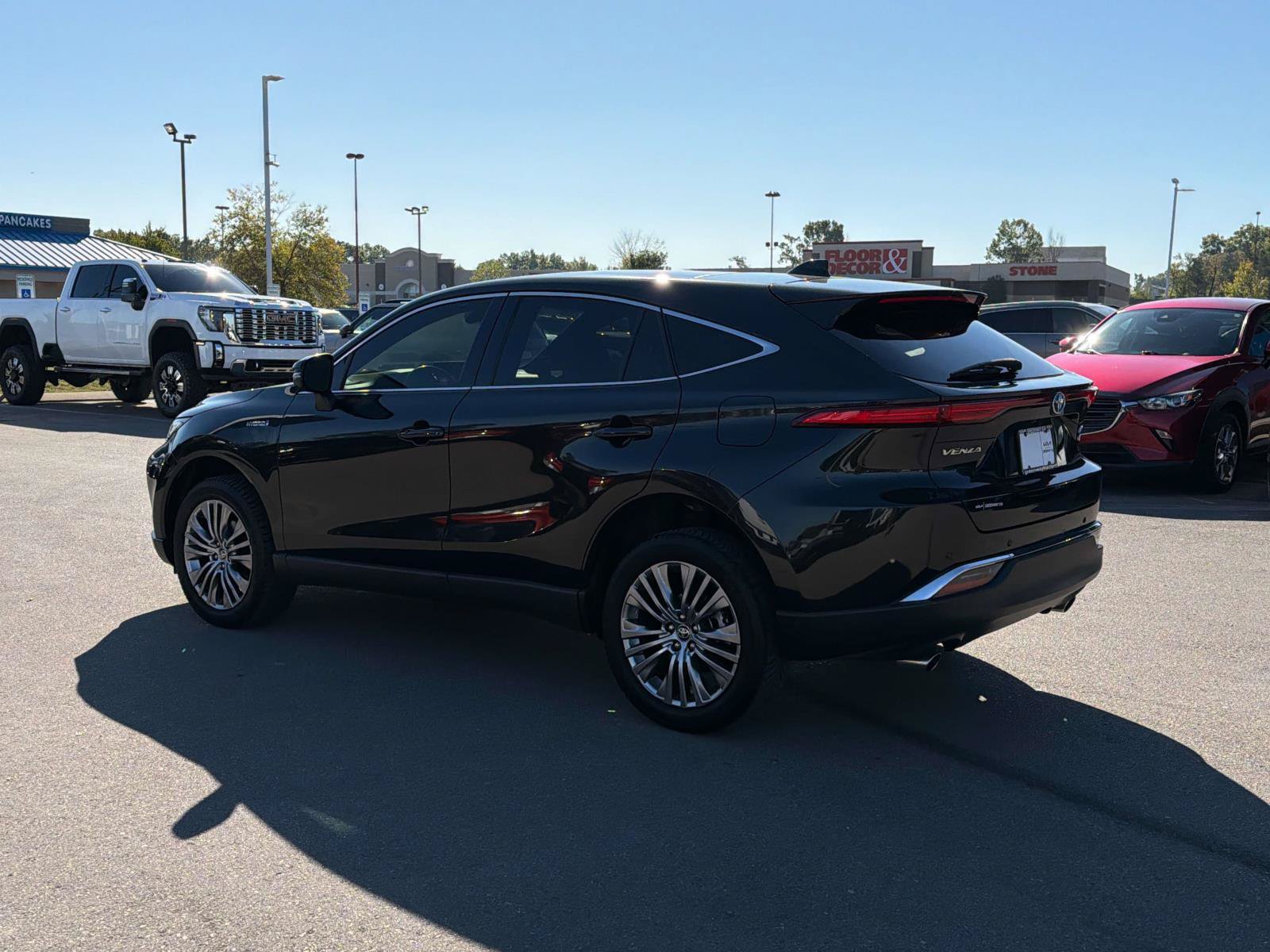 Used 2021 Toyota Venza Limited AWD/4WD image 5