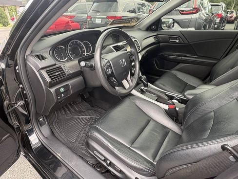 Used 2015 Honda Accord EX-L image 9