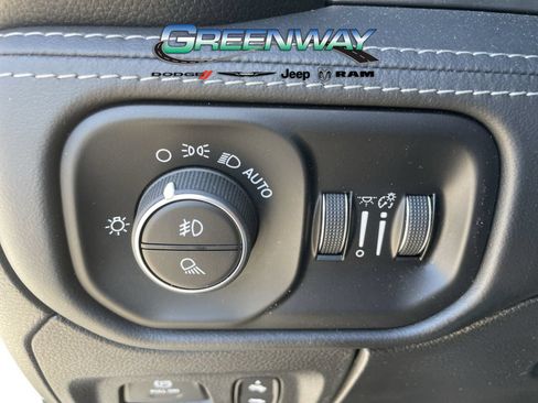 Used 2019 RAM 1500 Limited AWD/4WD image 28